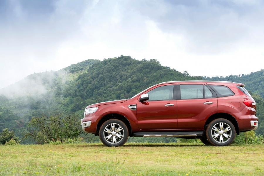  Ford Everest 2015 года  (TH) (фото 22 из 27)